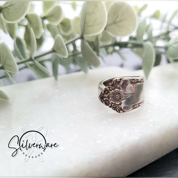 silverware treasures Jewelry - "Starlight" 1950s Silver plated vintage ring made from silverware